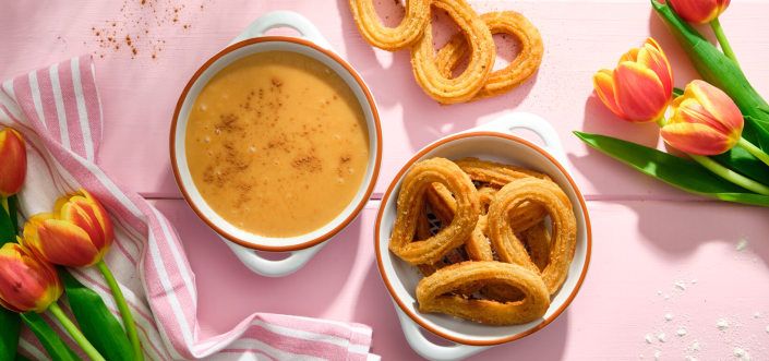 AVIKO Churros dulce de leche with cinnamon (caramel sauce with cinnamon)