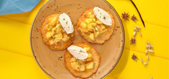 AVIKO Potato pancakes sa mascraponeom i brzim dzemom od jabuke,kruske sa kardamomom, anisom i klinčićima