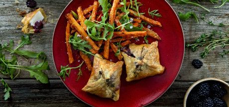 Francuski krompir sa kupinom i majčinom dušicom i AVIKO Sweet Potato krompirićima